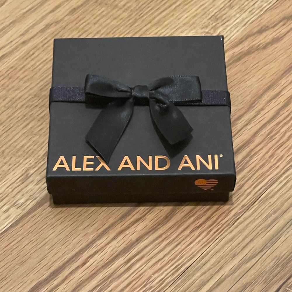 NIB Alex and Ani Color Infusion Healing Love Bangle Bracelet Silver Tone